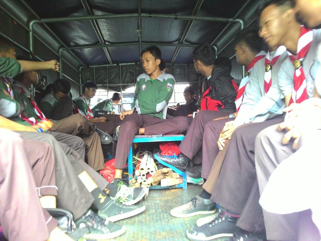 Kompi putra !!!! Lagi pada bete!!!  #RoverSmavoPerjusami2015