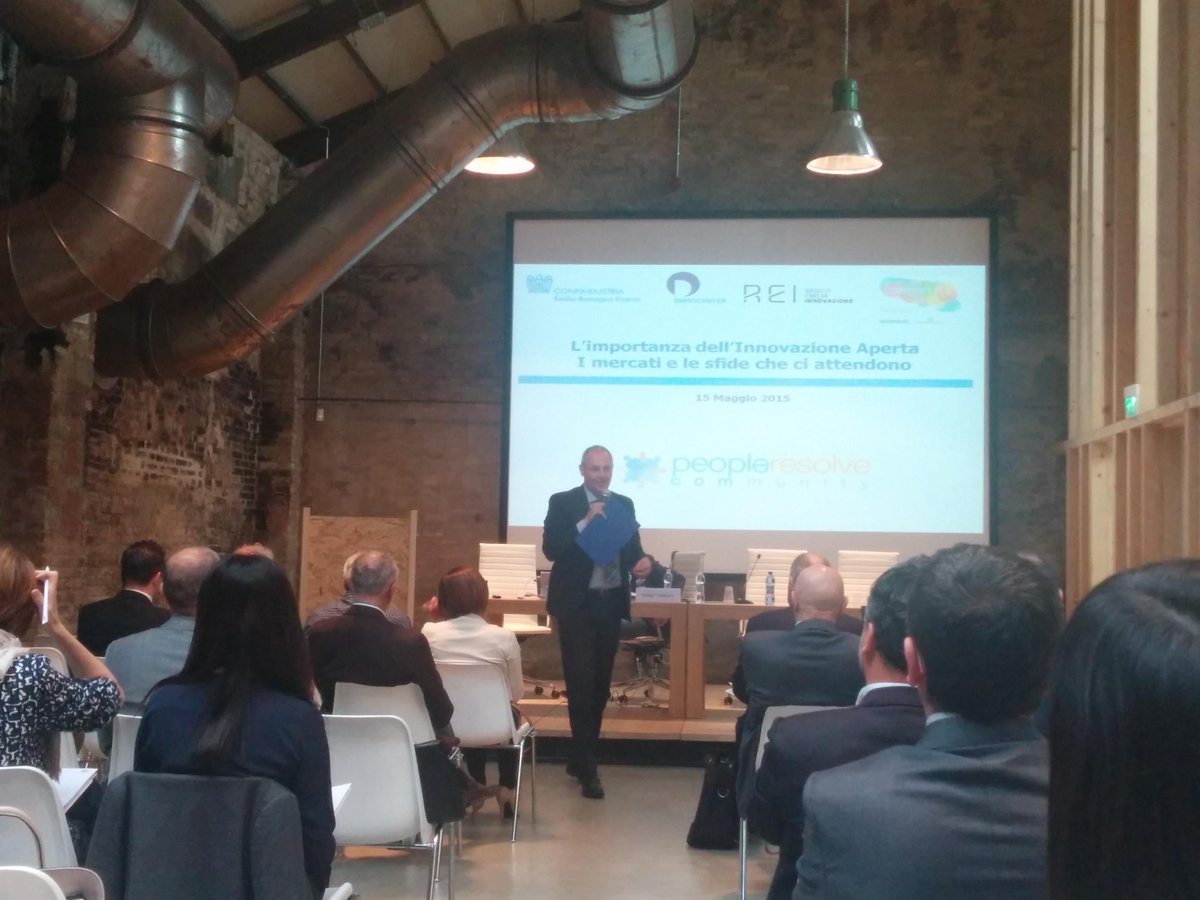 PeopleResolve's tweet photo. Paolo Di Marco di @PdFor da inizio alla giornata.
#PeopleResolve http://t.co/nxabfn694w