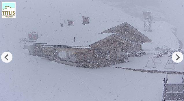 EngelbergTitlis's tweet photo. #Schnee in Engelberg-Titlis! Die Saison ist noch nicht zu Ende. #SkiEngelberg http://t.co/xbJTb40trZ