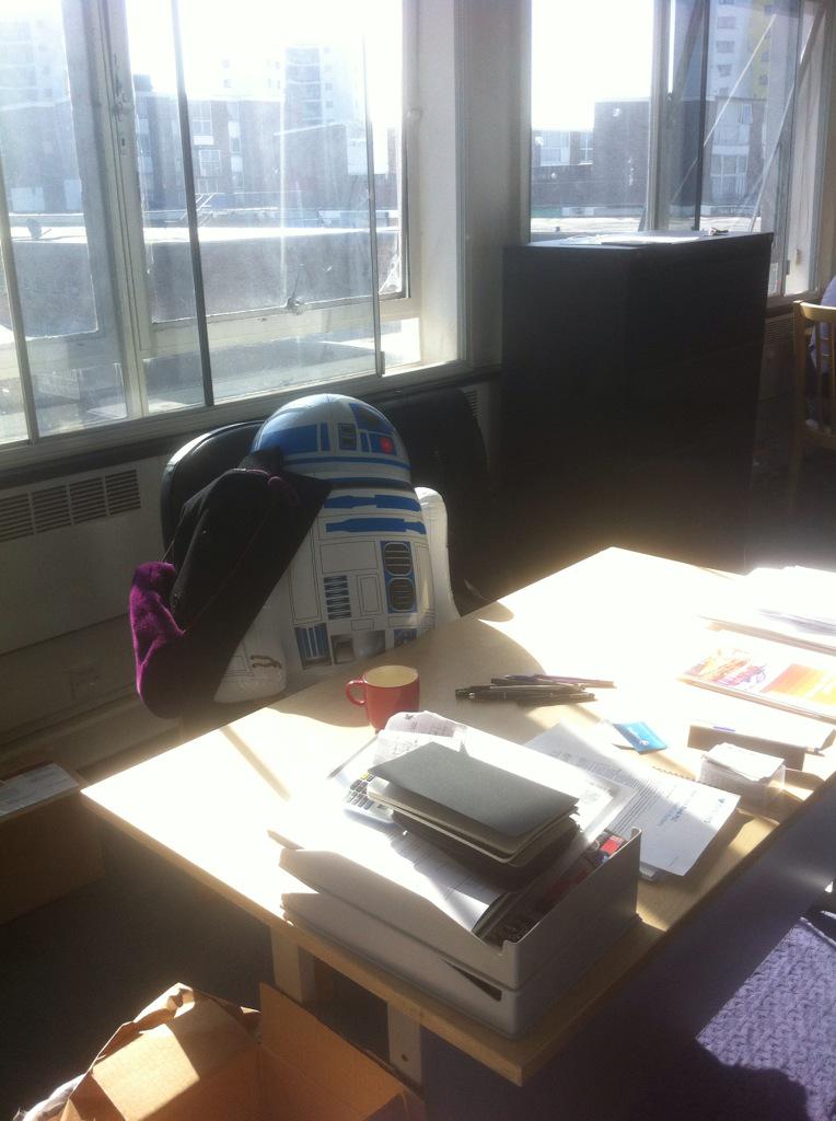 SorrelleMorris's tweet photo. Our new CE-3PO @forjimmyHQ http://t.co/xGzKX2bhou