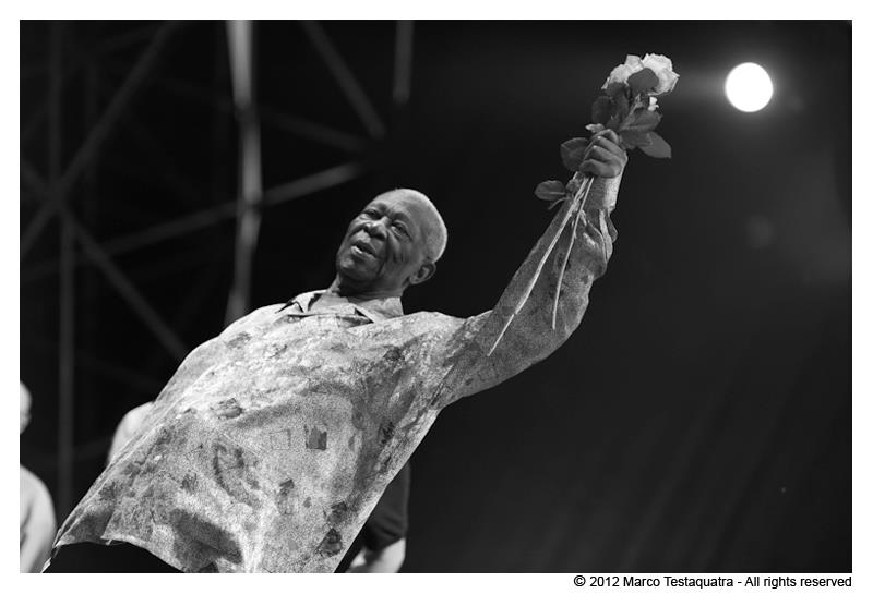 CitySoundMilano's tweet photo. R.I.P  B.B. KING http://t.co/Vp26I4B4B4