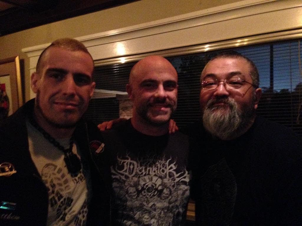 田亀源五郎 Toffのイベントで ジョン プレストンの古典的ゲイレザーsm小説 ミスター ベンソン 熱い罠 実写映画化プロジェクトの話を知る 出演役者さんたちとパチリ Http T Co Ibbxbnnm