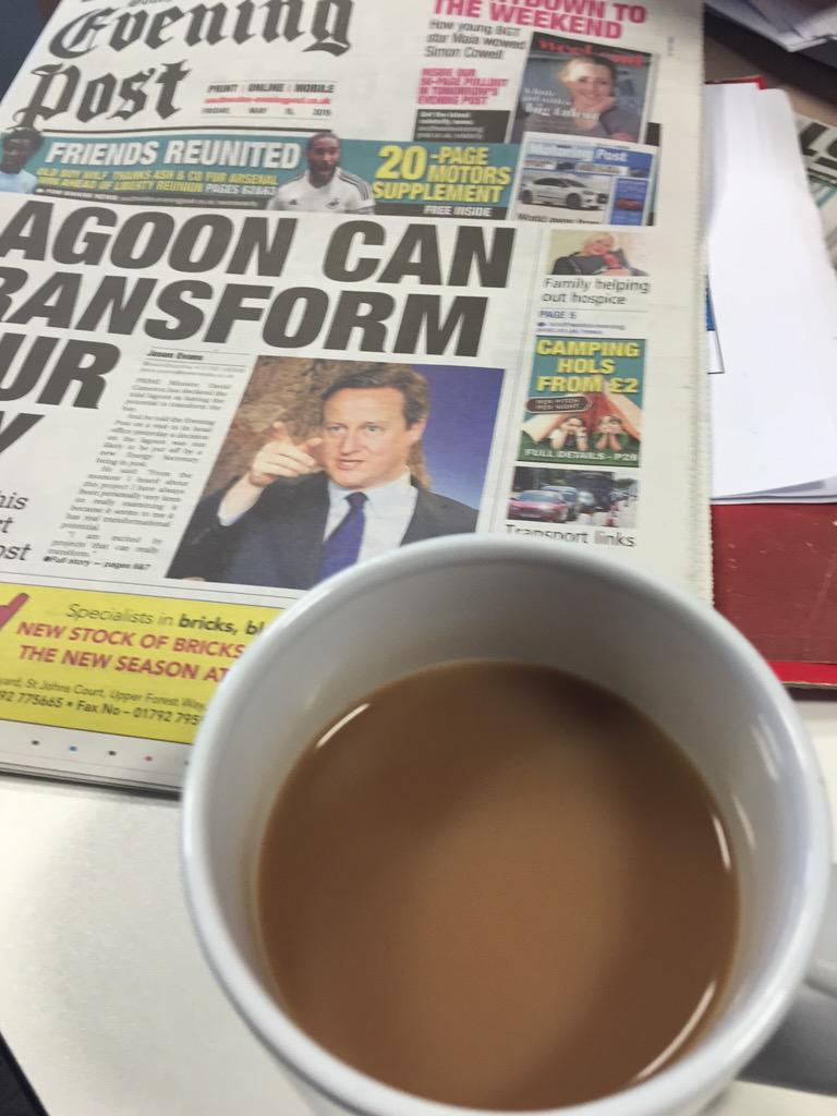 HelenKeates's tweet image. I&apos;m also drinking tea, you&apos;ve got to start the day with a hot beverage! #SWEPday #localnewspaperweek