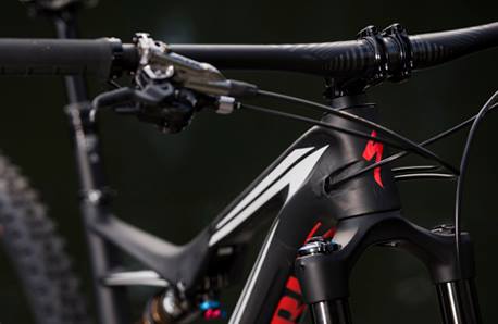 Specialized_AU's tweet photo. Introducing the all new Stumpjumper FSR trail bike. More info: http://t.co/3S6QjSsWth Video: https://t.co/xpUCHYhnxJ http://t.co/DieWQTep6Y