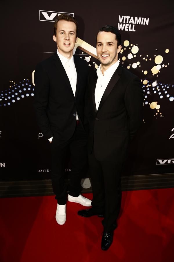 YlvisFans's tweet photo. #Ylvis #Gullruten2015 :) http://t.co/1lzOY2R9QF