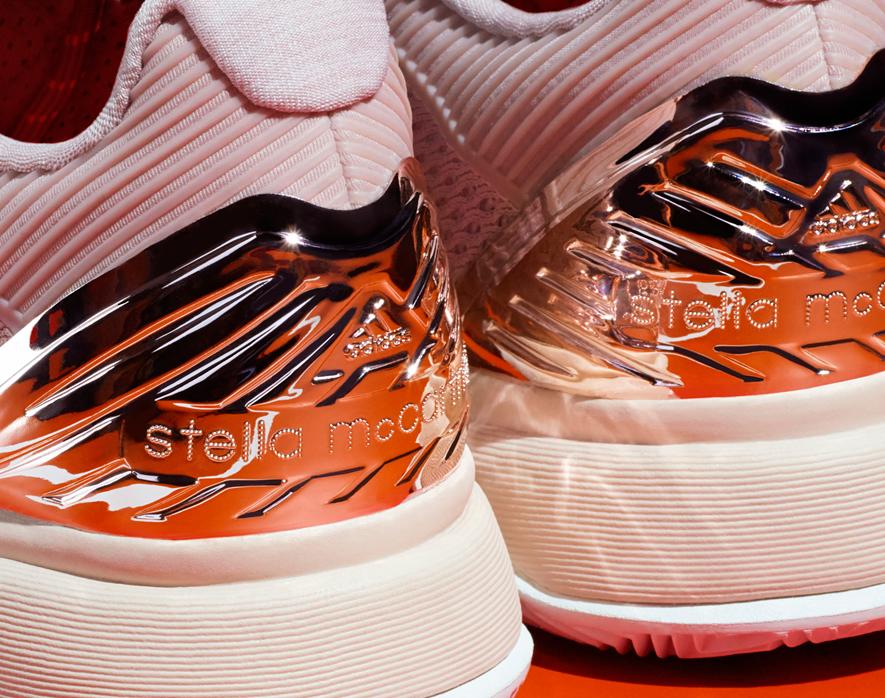 adidasUK's tweet photo. A closer look at this season’s new adidas by @StellaMcCartney #barricade shoe. See them first at #RG15. #aSMC http://t.co/RKLG6upnge