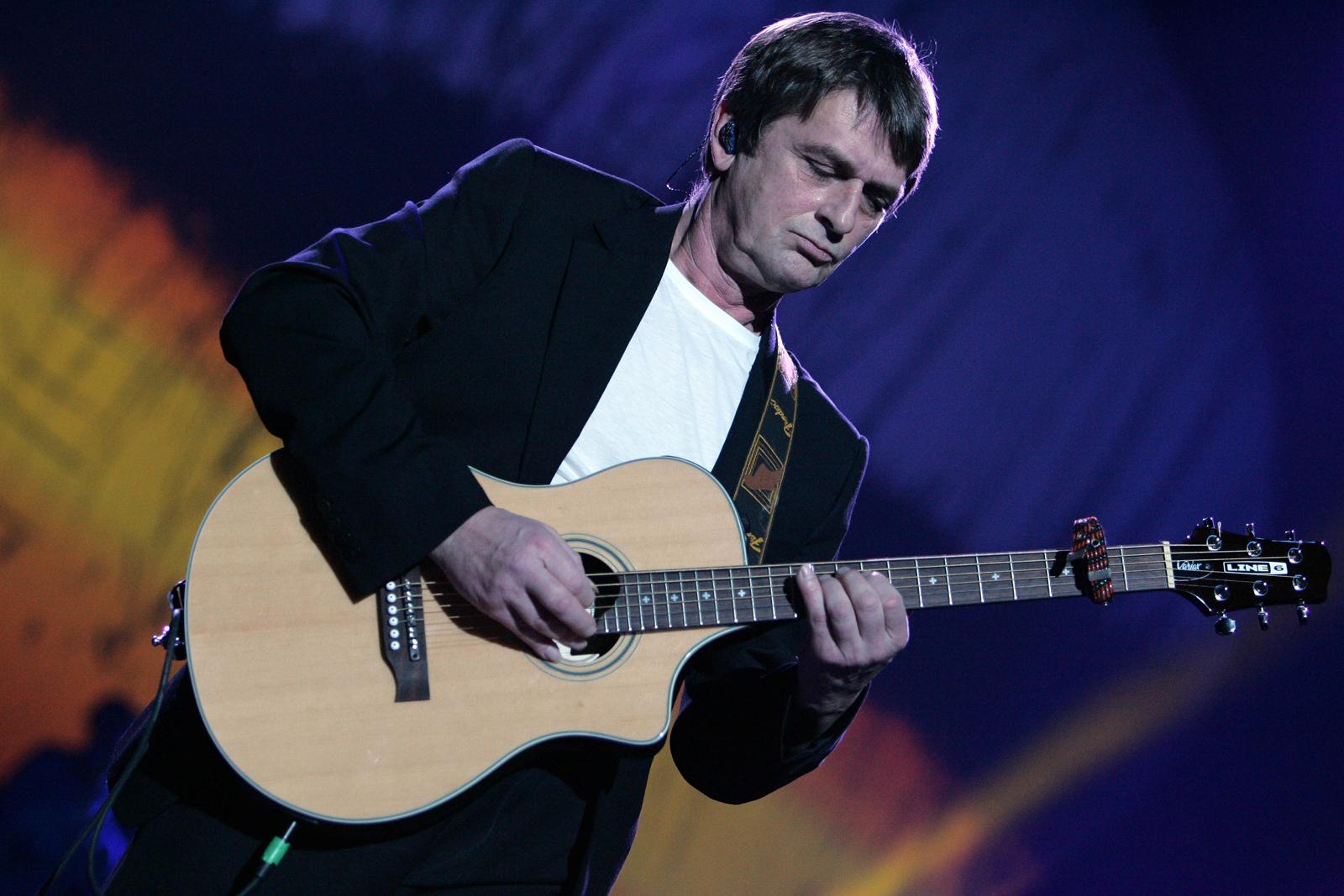 MIKE OLDFIELD original progressive  turns today 62. Happy Birthday MIKE! 