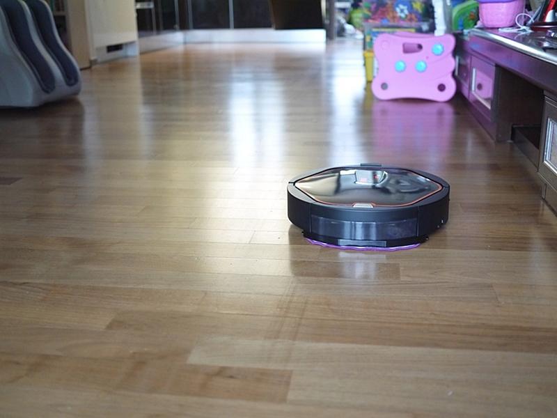 정말 효자가 따로없어 ! 매일매일 힘들다는 투정없이 우리집 구석구석 청소해주는 똑똑한 로봇청소기 아이클레보  아르떼 !
#로봇청소기 #아르떼 #유진로봇