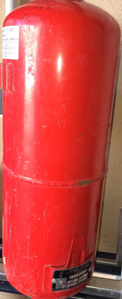 CosdyseExtintel's tweet photo. Además, algunos de ellos con 2 placas de industria con numeración y fecha diferente,así no falláis. @cemssaseguridad http://t.co/nPUpsi2iUH