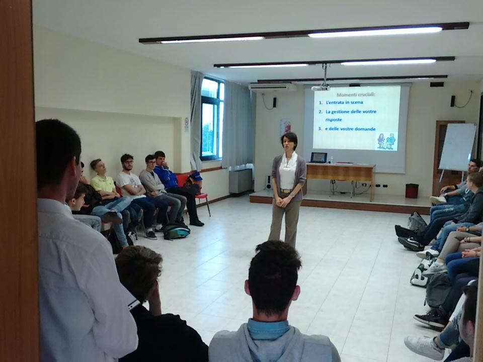 ServiziAL's tweet photo. #workshop 3 "Il colloquio di lavoro"
#salday http://t.co/PmE72ioXBx