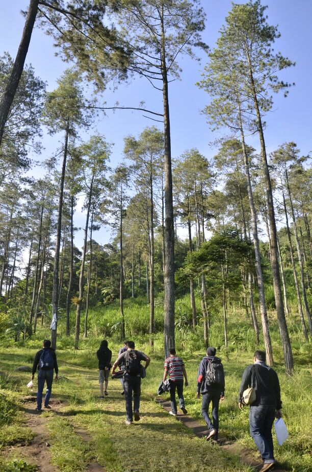 bejjo_man's tweet photo. Air terjun pacet 14.05.2014 #MlakuMlakuRek http://t.co/XMshgfk2Jx