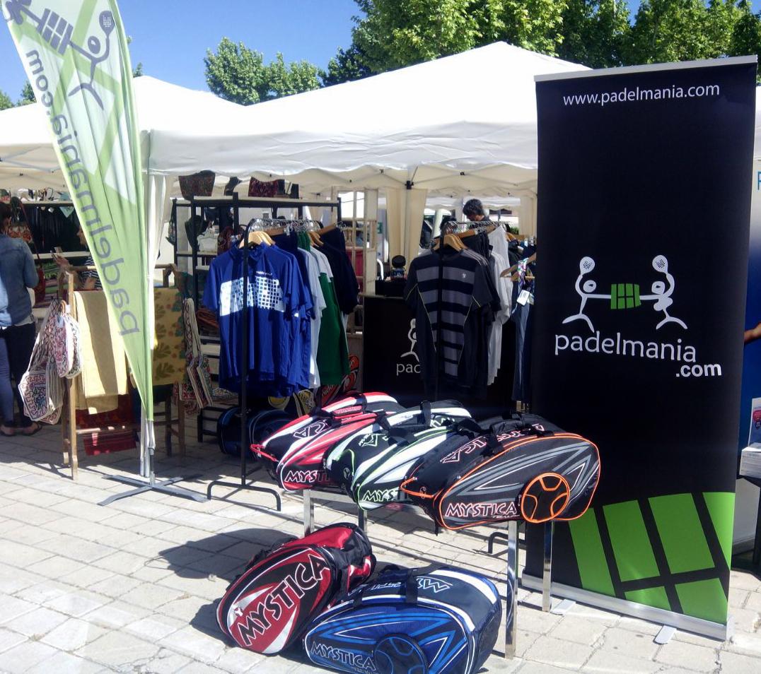 padelmania_web's tweet photo. ¡Padelmanía en el mercadillo de Pol. Európolis (Las Rozas)! Desde hoy hasta el domingo, de 10 - 20 h. ¡Te esperamos! http://t.co/UoAyJgWBK3