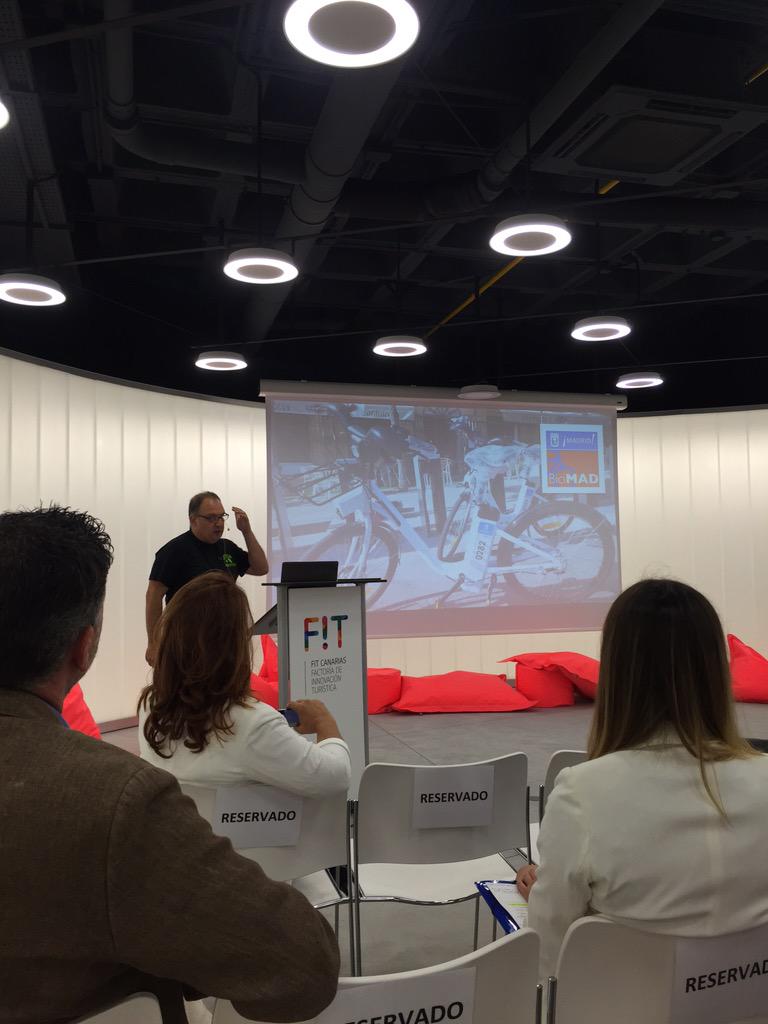 sunbik's tweet photo. Presentación de #sunbik en #adejetec15 jornadas de #movilidadsostenible http://t.co/3zcfjWyAam