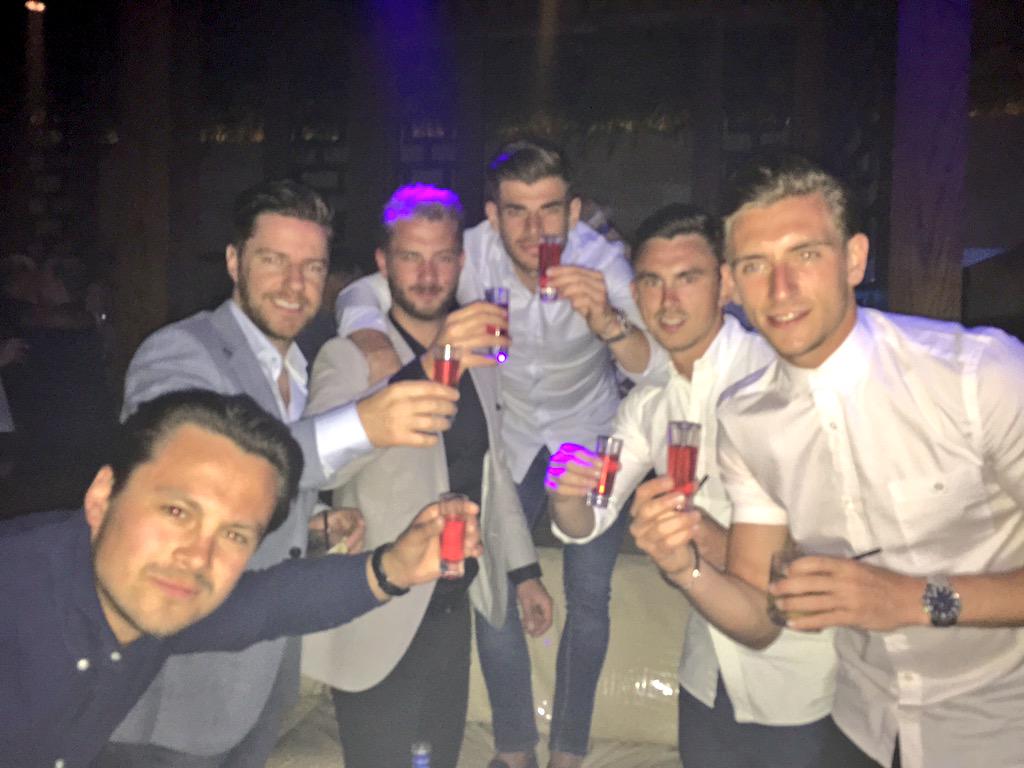London2VegasVIP's tweet image. Hanging out with these boys for Tiesto @HakkasanLV