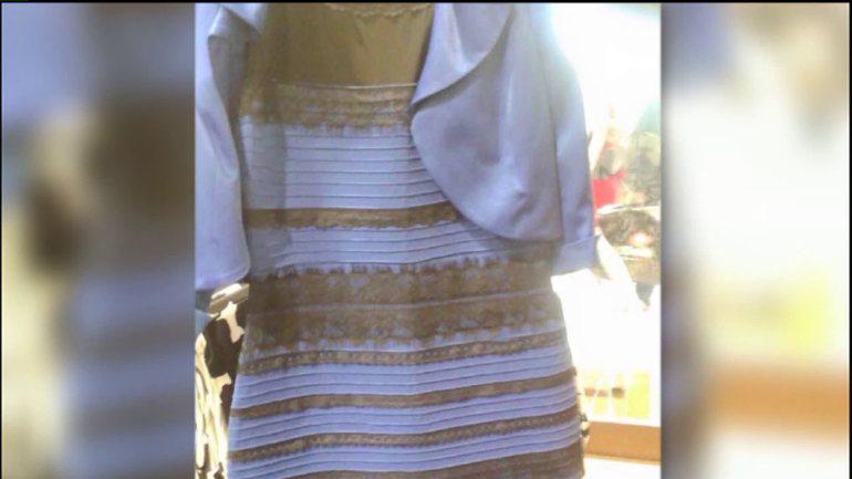 Gedeeltelijk Larry Belmont heuvel Proefkonijnen on Twitter: "Was de jurk blauw-zwart of wit-goud? Wetenschappers denken antwoord te hebben! #Proefkonijnen http://t.co/0IelvAQlAe http://t.co/OpTf0Fdol3" / Twitter Gedeeltelijk Larry Belmont heuvel Proefkonijnen on Twitter: "Was de jurk blauw-zwart of wit-goud? Wetenschappers denken antwoord te hebben! #Proefkonijnen http://t.co/0IelvAQlAe http://t.co/OpTf0Fdol3" / Twitter