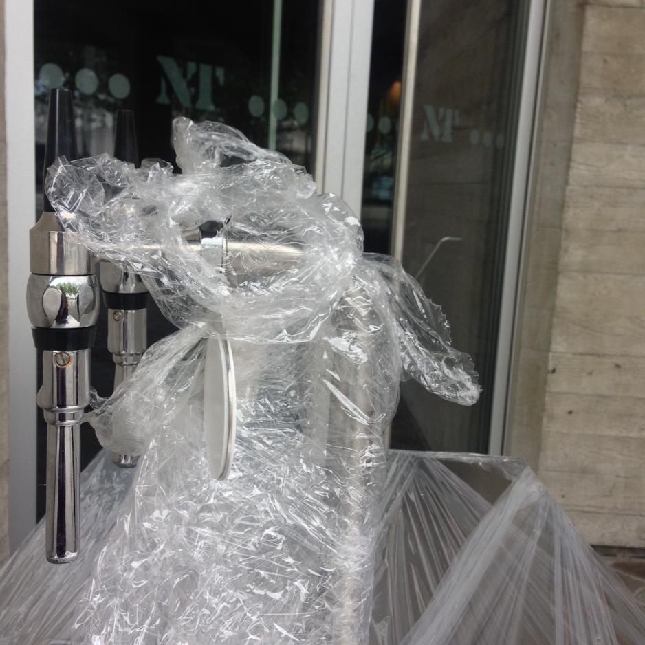 adamporterwine's tweet photo. Unpacking our mobile vino vispo bar at the National Theatre @JascotsWine http://t.co/FOxl0tNtEO