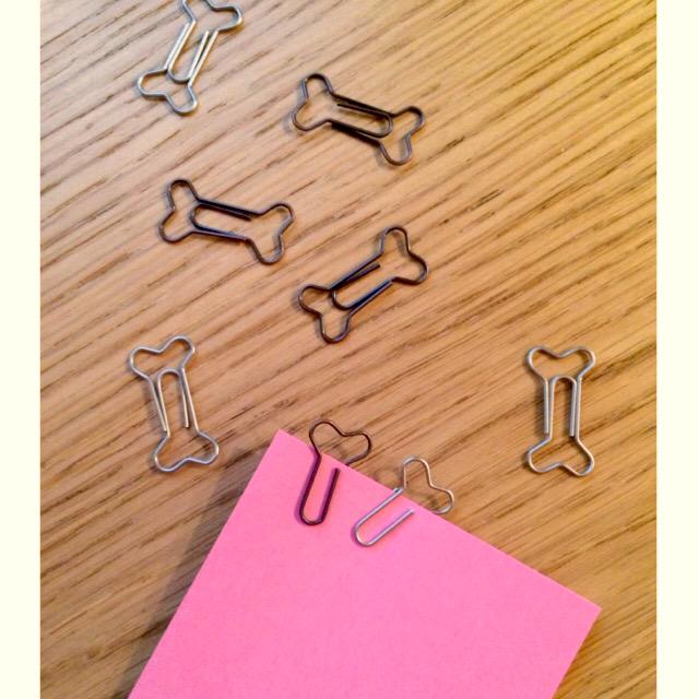 IAmChrisRamsey's tweet photo. Are… are they supposed to look like a cock and balls when they're on? “@MsSammyJ: @IAmChrisRamsey http://t.co/yKchMRbVEE”