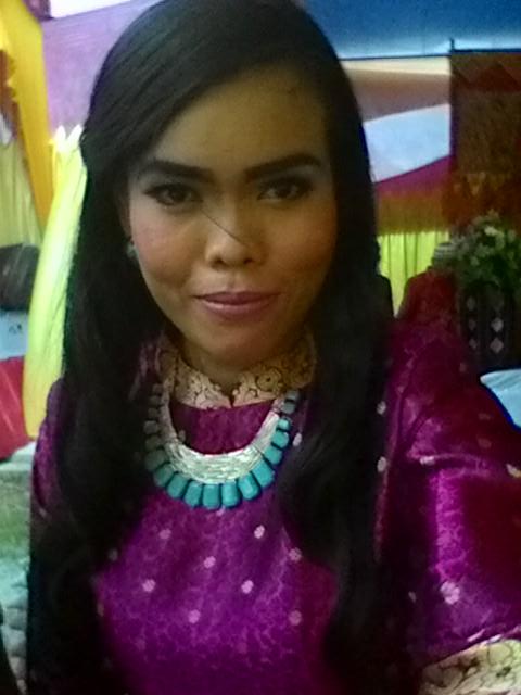 icha_barbiee's tweet photo. Klu mirip evi masamba..moga rejeki nya jg sama ma evi masamba @IndosiarID  @DAcademyID http://t.co/rl3EqK9fu6