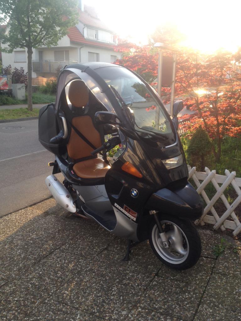 MotorenMarcha's tweet photo. #BMW C1 - un diseño original que no pasa de moda http://t.co/VvfDUSdFmn