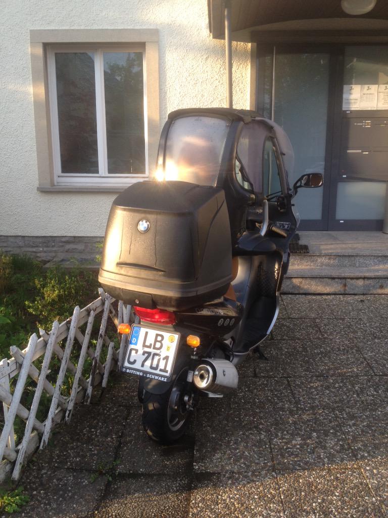 MotorenMarcha's tweet photo. #BMW C1 - un diseño original que no pasa de moda http://t.co/VvfDUSdFmn