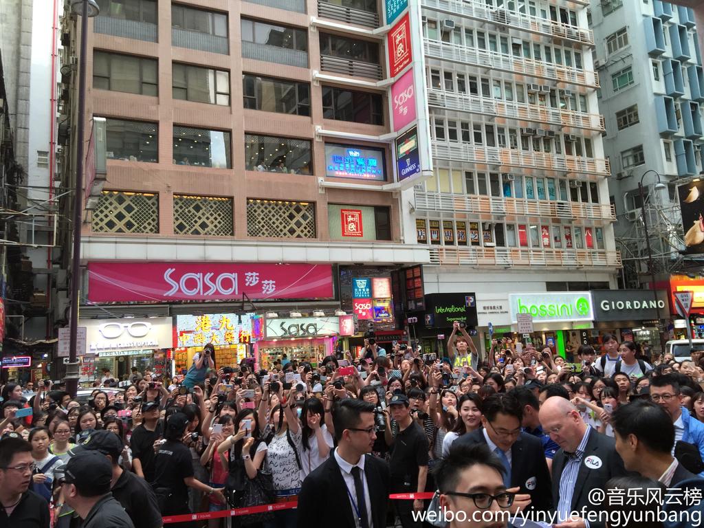 woobiyang's tweet photo. #FILA #정용화 #이정신 cr.on pic http://t.co/CFfnVd2gE8