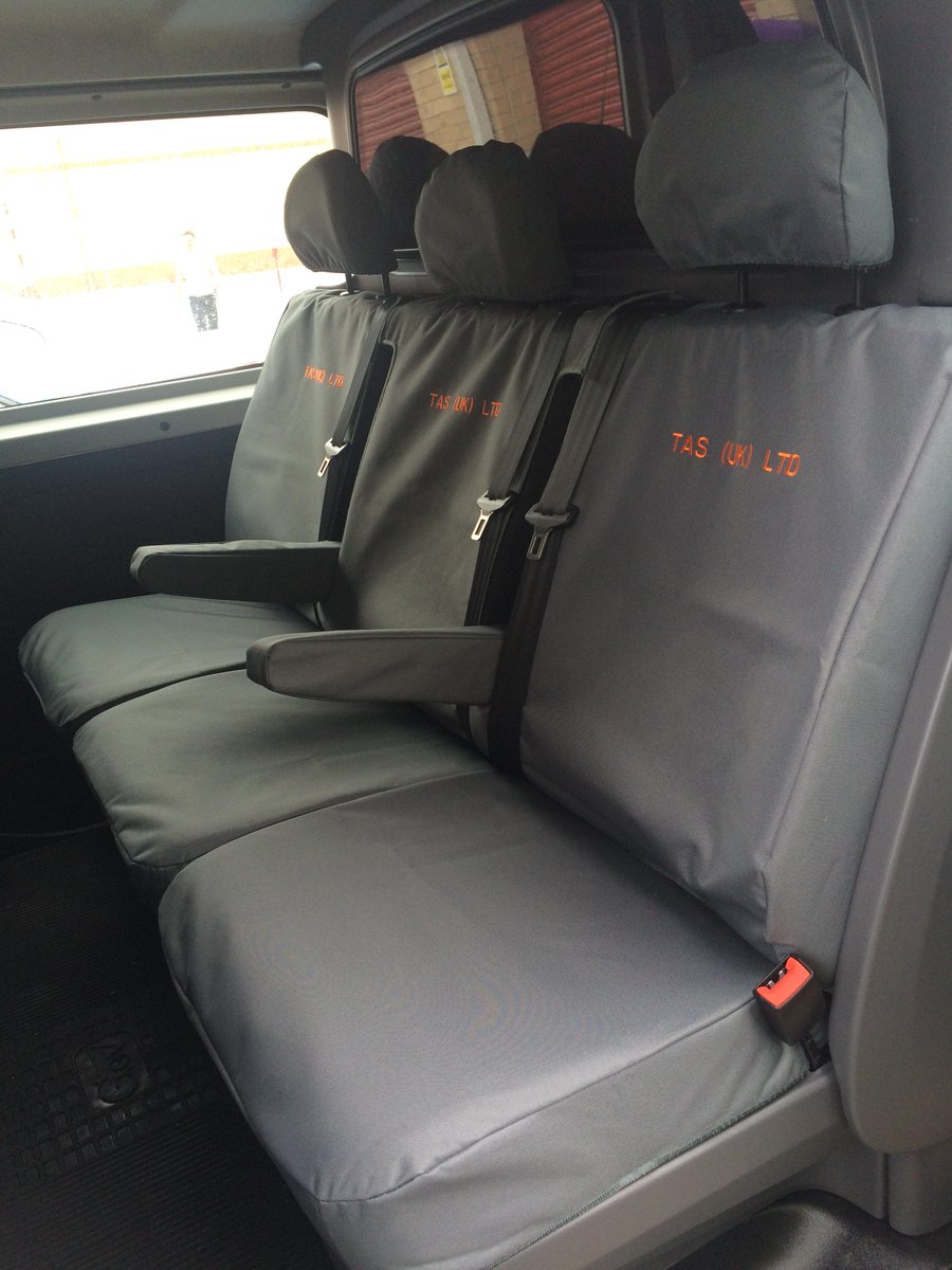 Vanrobes Ltd tweet media