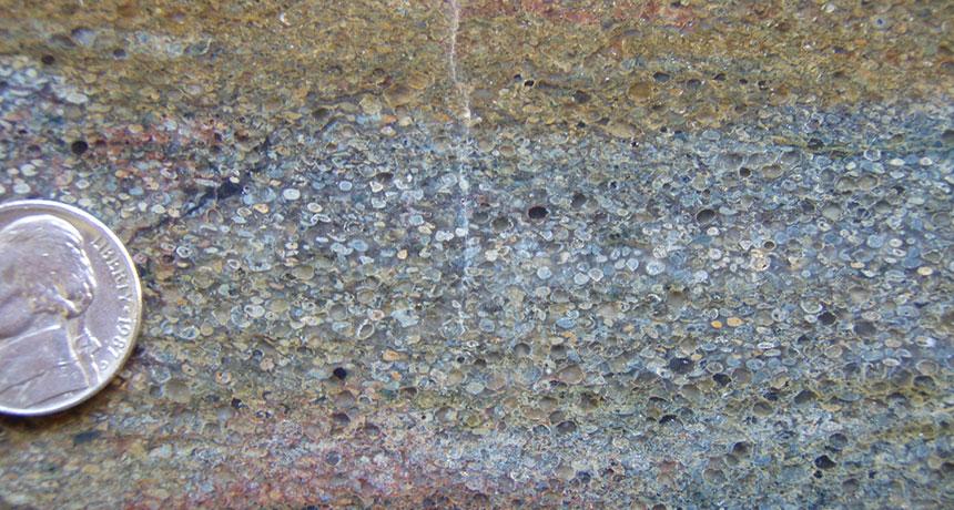 ScienceNews's tweet photo. Colossal asteroid impacts boiled Earth’s oceans ~3.3 bil years ago: http://t.co/XjObZZuYIo http://t.co/LtTymm68EQ