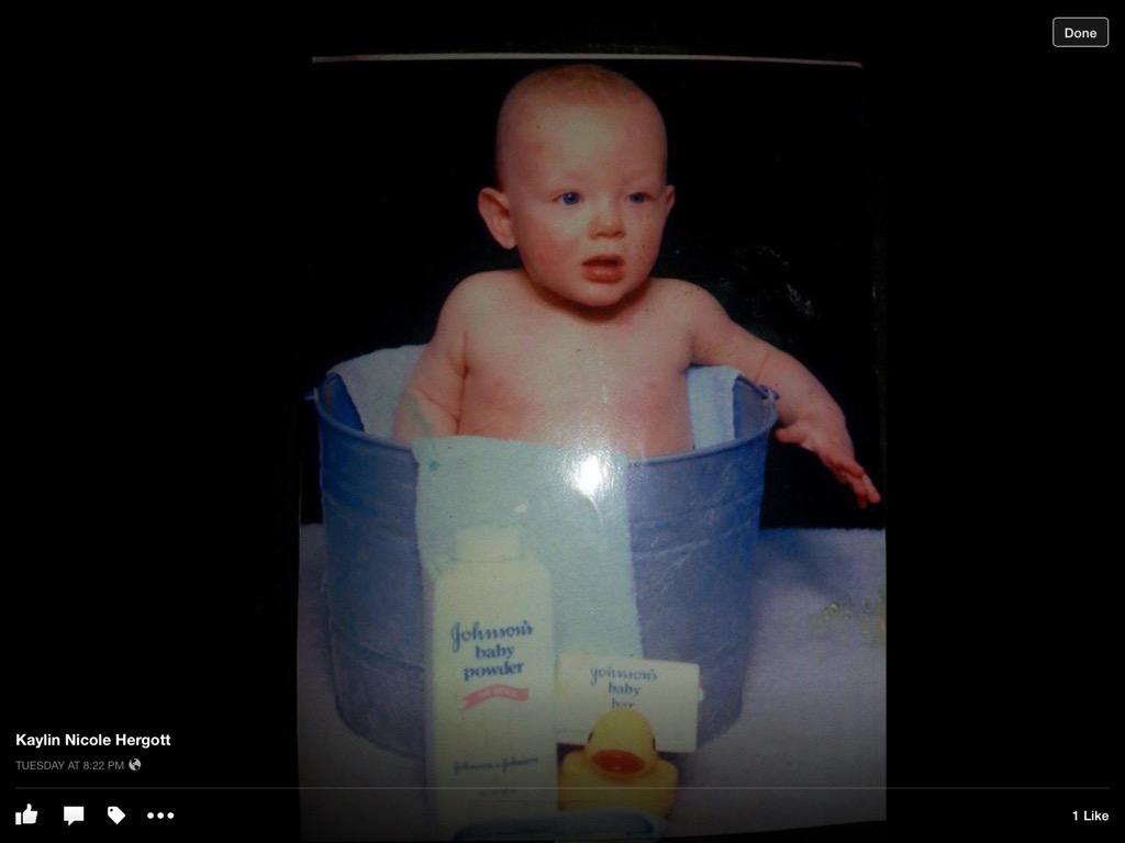 HergottKaylin's tweet photo. My boyfriend birthday is tomorrow . He go to 19 years old tomorrow http://t.co/FmlhIuRVje