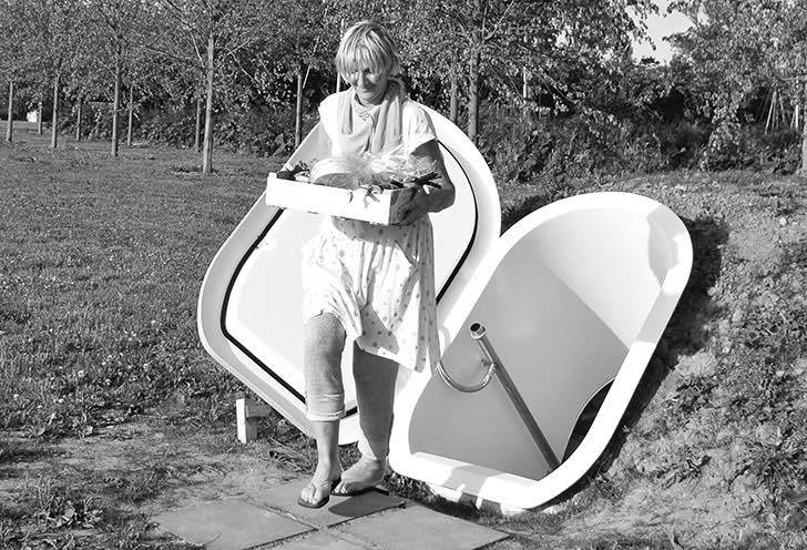 stopestic's tweet photo. Groundfridge te permite almacenar productos perecederos sin electricidad /  http://t.co/khdR7wmMX1 via @EcoInventos http://t.co/G9EjnbO28c