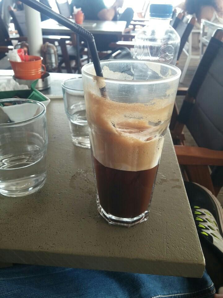 Φραπεδάρα!!! (@ Puerto in Βόλος, Μαγνησία) swarmapp.com/c/b05Q6R5ytBK