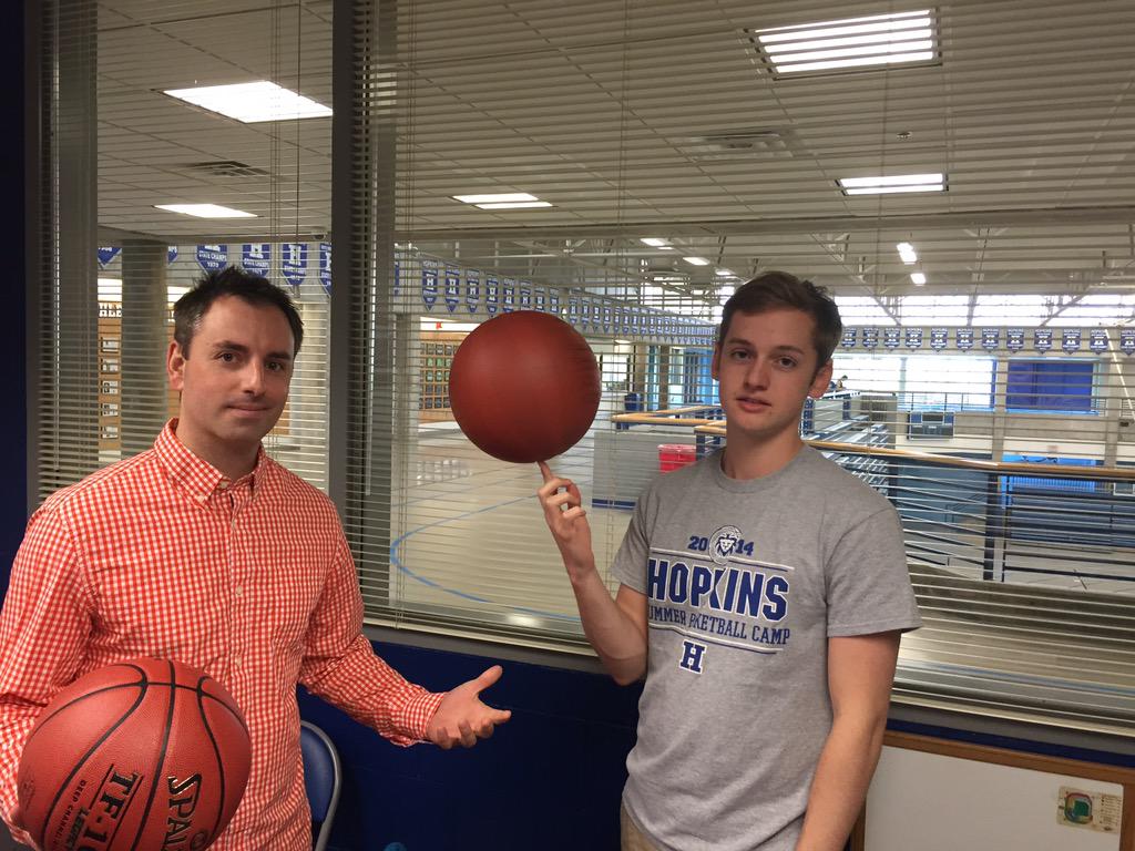 HopkinsRoyals's tweet photo. #BeakVsTheirl 3pm today Lindbergh Center. @HHSSchoolStore bragging rights are on the line in this epic 1on1 battle. http://t.co/JbSOU88dFo