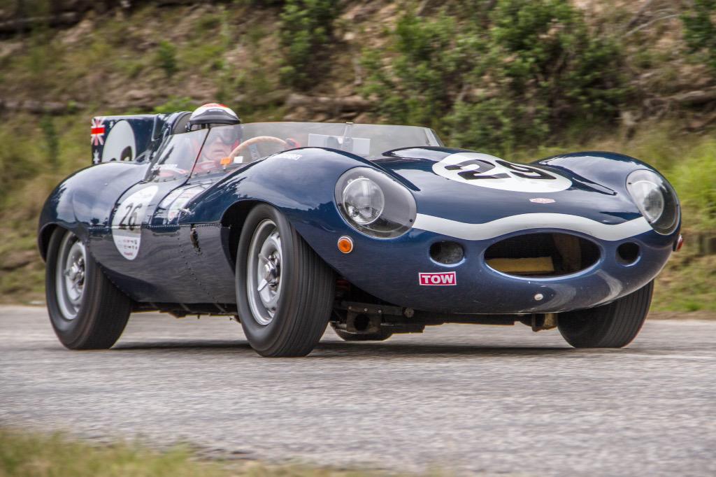 davidfisher_za's tweet photo. Some beautiful classic cars at #Classiccarfriday #JaguarSHC today. @jaguarsa @SpeedFestivalCX #knysnalife http://t.co/jMOfZdmMM1