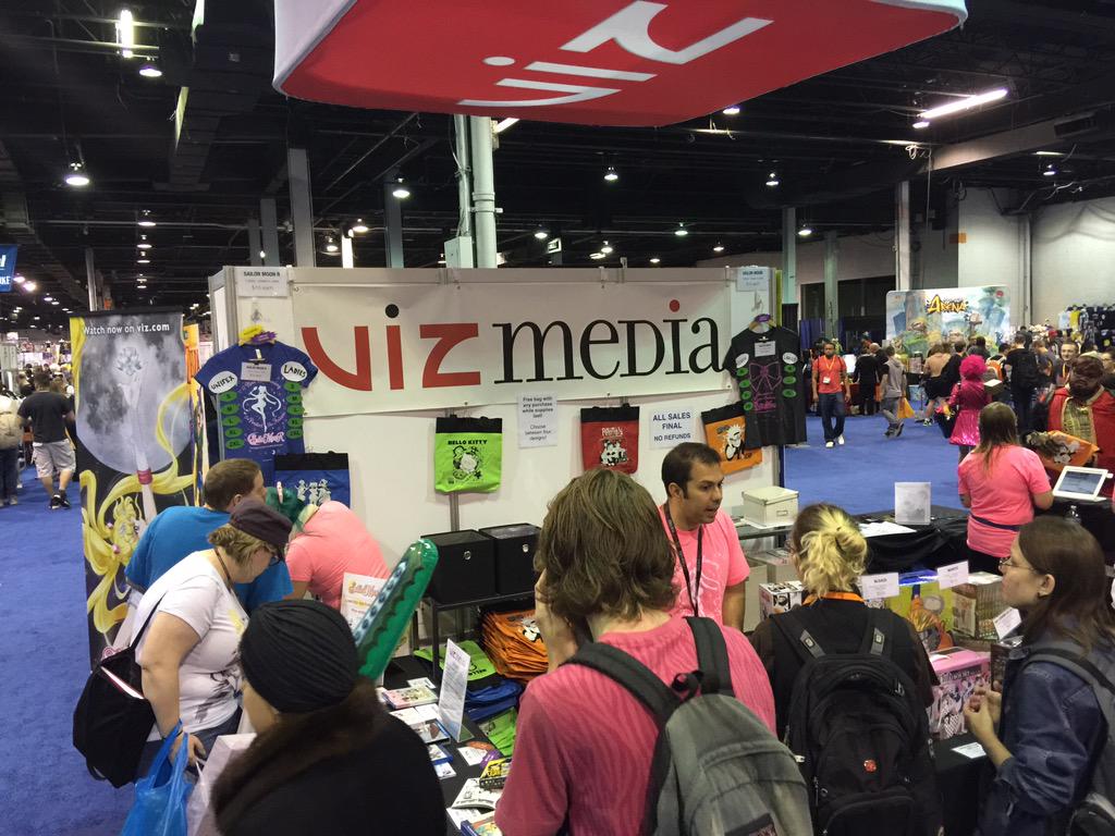 MsDBZbabe's tweet photo. The @VIZMedia Booth! #ACen2015 http://t.co/EgAn4yCvTM