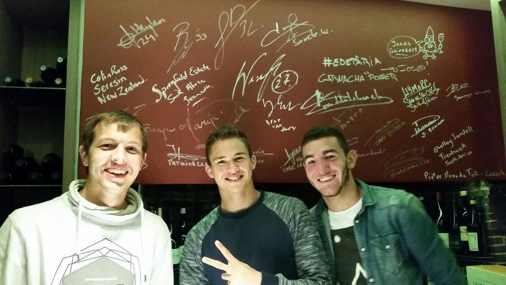 Sir_Kwinten's tweet photo. Purple talents on our Wine Wall! Succes nog @DavyRoef, Leander Dendoncker &amp; @Micheylen! #gofor34 http://t.co/InbLF91G5j