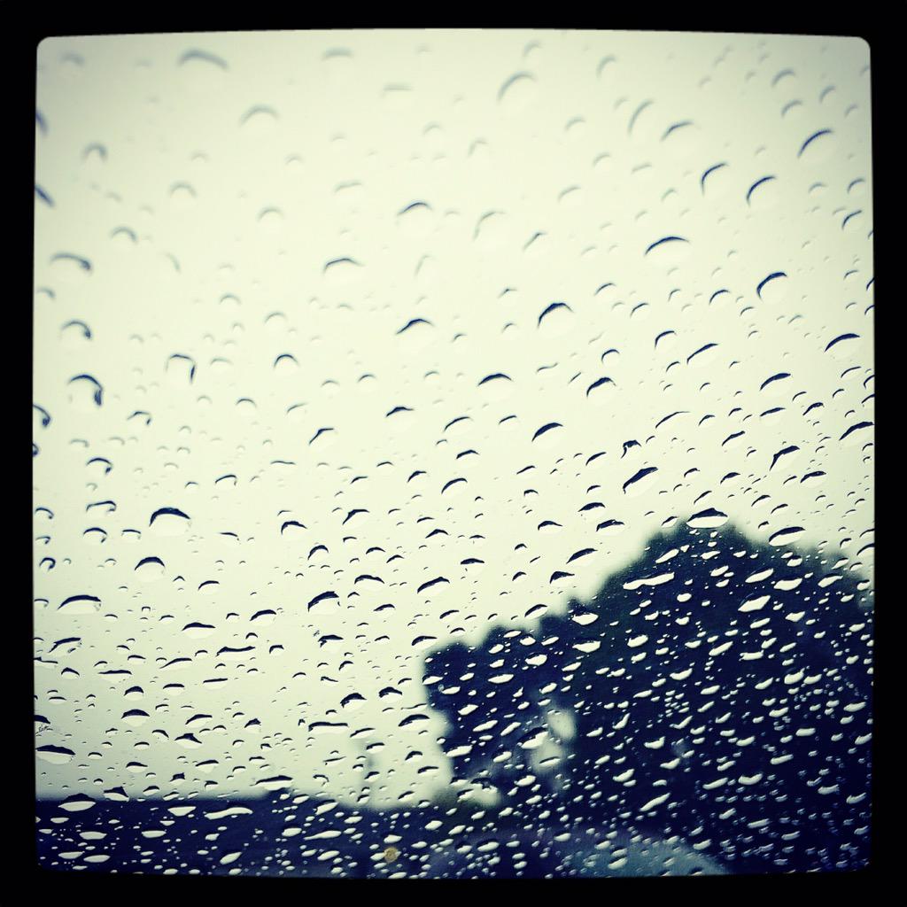 privatemailbox's tweet photo. Don't let #rain ruin your mail &amp; boxes let a professional handle it #PrivateMailbox http://t.co/QnuBg1urPm http://t.co/LLO51epPVr