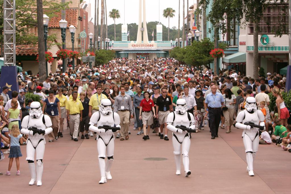 WaltDisneyWorld's tweet photo. Star Wars Weekends kick off today at Disney's Hollywood Studios! Who's excited? #SWW2015 http://t.co/RA4ragi2L8