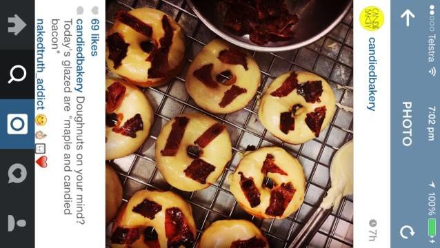 seeka26's tweet photo. Where there's smoke...there's bacon. And on a doughnut! Get along to Candied Bakery #Istrabacon http://t.co/2uQUhsxaye
