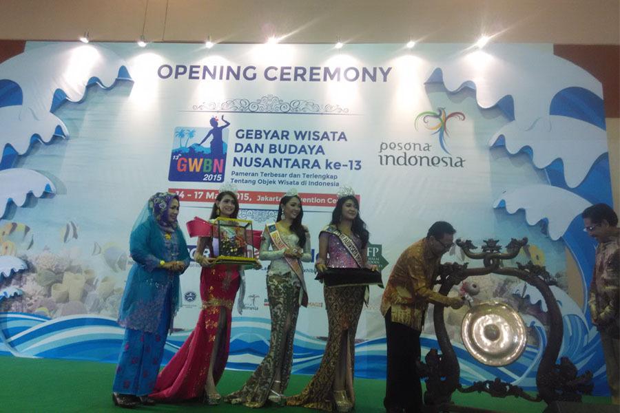 "<a href="/detikcom/">detikcom</a>: CariIde Liburan Keliling Indonesia, GWBN Tempatnya! detik.id/6eEmjH via <a href="/detiktravel/">detikTravel</a> " <a href="/HasanBaduy/">Muhammad Hasan Baduy</a>