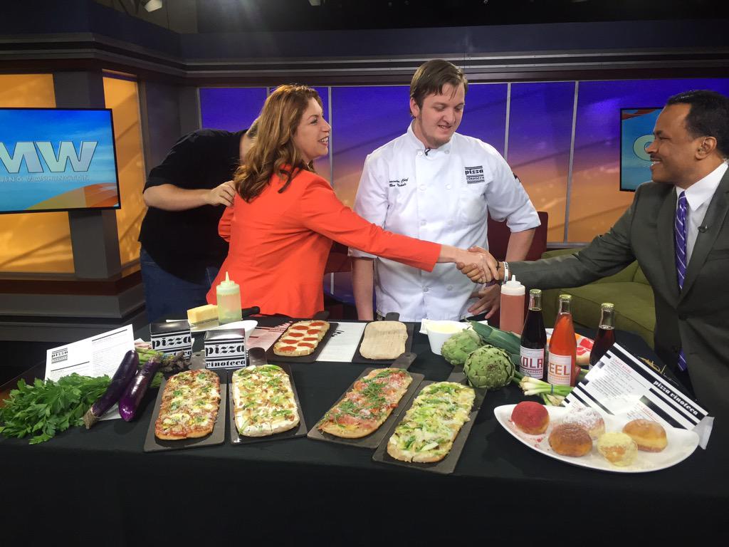 7NewsDC's tweet photo. .@PizzaVinoteca on Good Morning Washington! Preview of #tasteofarlington ! http://t.co/4dEwQ1tu6v