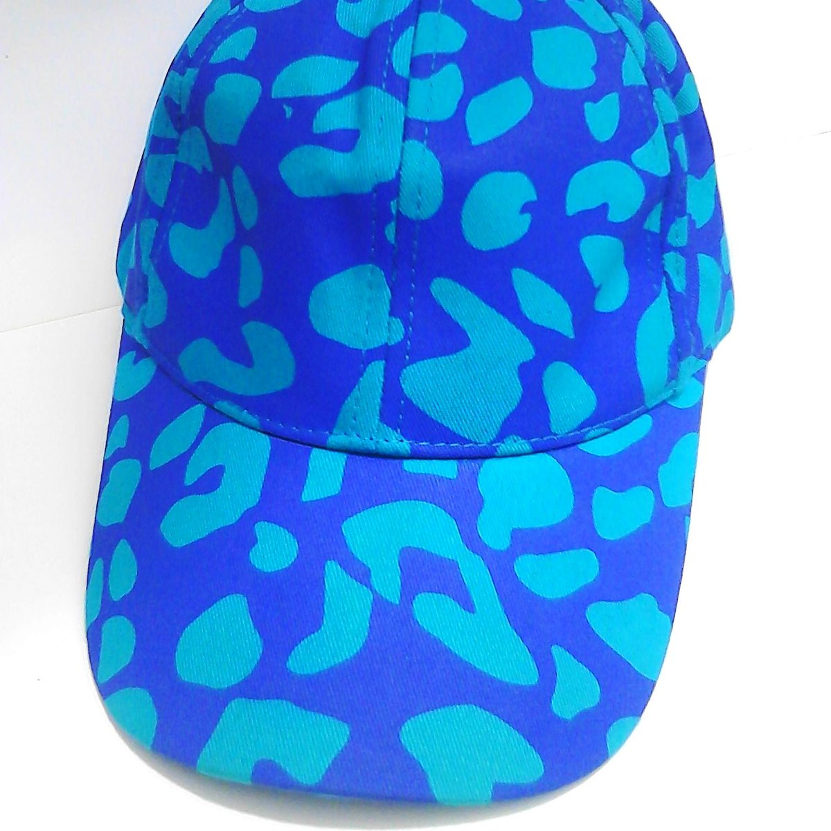 Thefabtrunk's tweet photo. #Ladies purple and teal #snapback 1800 Very Very #limitedquantity  #TheFabTrunk Order via: http://t.co/2Muee0WrQA http://t.co/XgA45gXVbJ