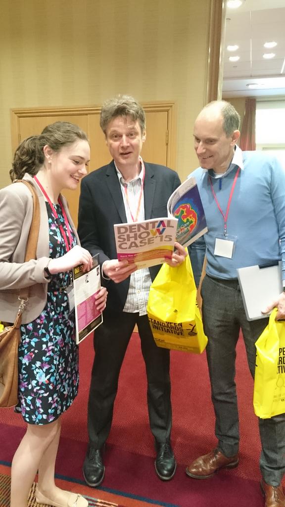 FGDP_UK's tweet photo. Reading the #PDJ at the #NorthernStudyDay with an
#openstandards #biodegradablebag #dentists http://t.co/voVJ1sNVP9