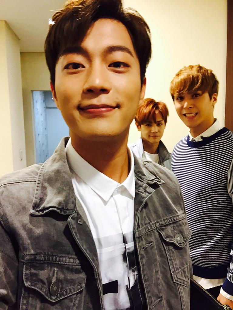 CFDJTVEUMAApRRf.jpg:large