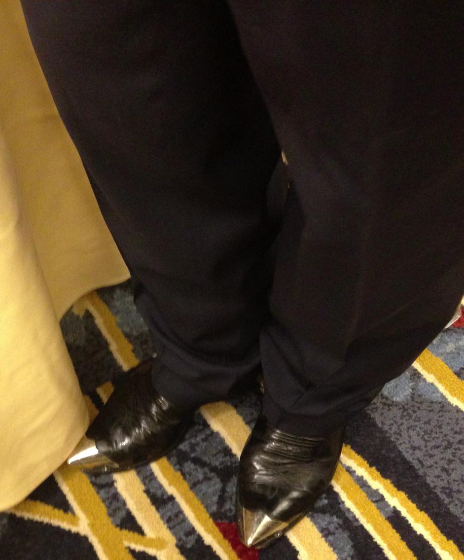 TheDiazNY's tweet image. #ValNicholas #CowBoyBoots always trending. "That's the guy with the boots" ;) @BPA_NBCU #KnowYourValue
