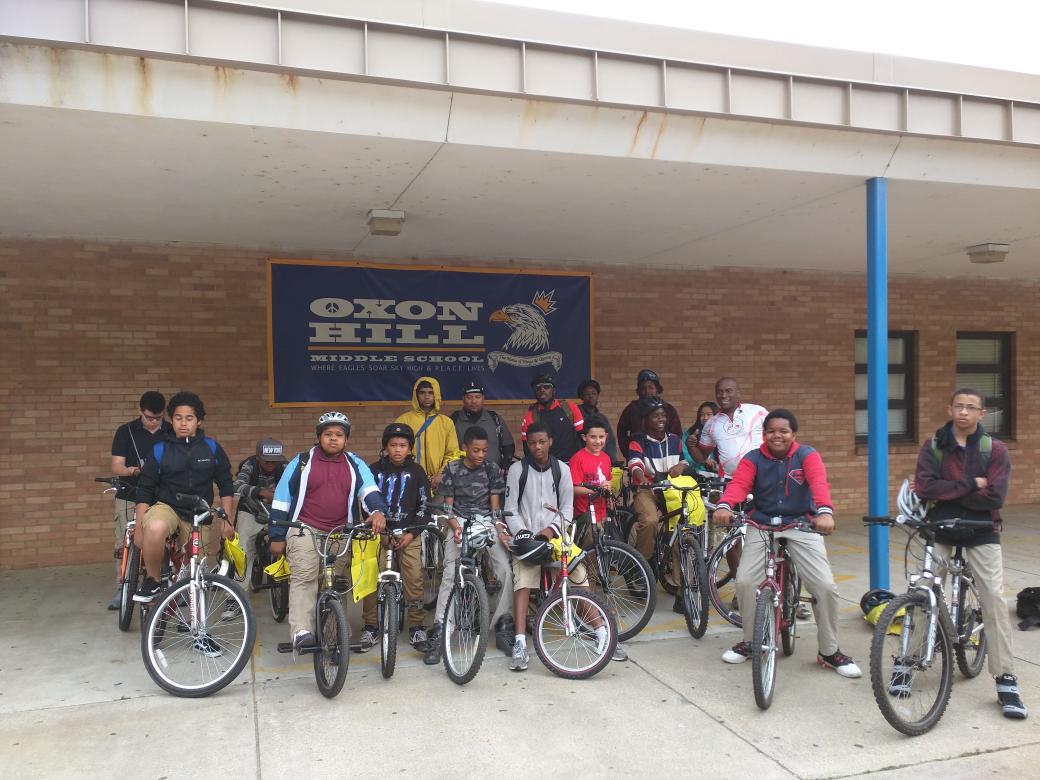 Strive2Tri's tweet photo. @MOMsOrganicMrkt @ymcadc @pgparks
What a great way to start the day :)
#awesomesauce #biketoschool2015 #strive2tri http://t.co/0P4GjvuBKf