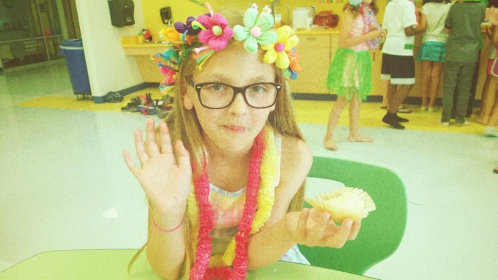 mrfarnumsclass's tweet image. Big fun at our luau yesterday for #craycraymay! #classjoy