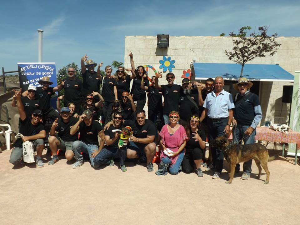 Terradegossos's tweet photo. Finaliza la 3 Prueba de mondioring organizada por escuela canina Terra de gossos http://t.co/0iCJ7cfvGx