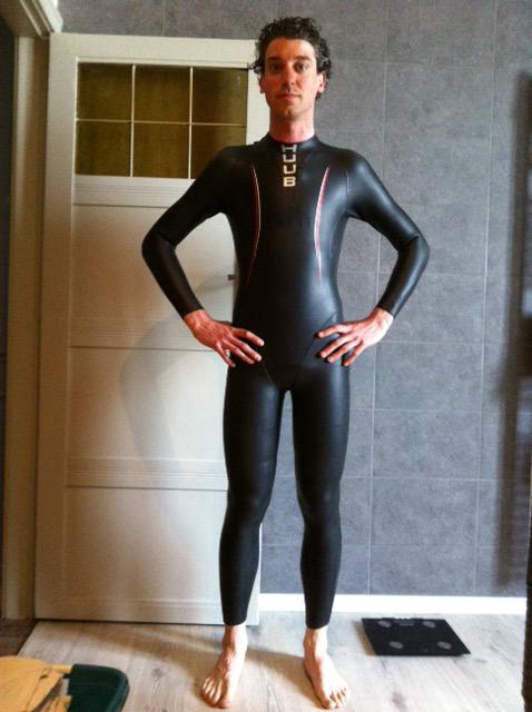 Dennis1984F's tweet photo. Proud with my new wetsuit @HUUBDesign @AthleteFits  sunday first race #antwerptriatlon http://t.co/OvSOI2Kqwb