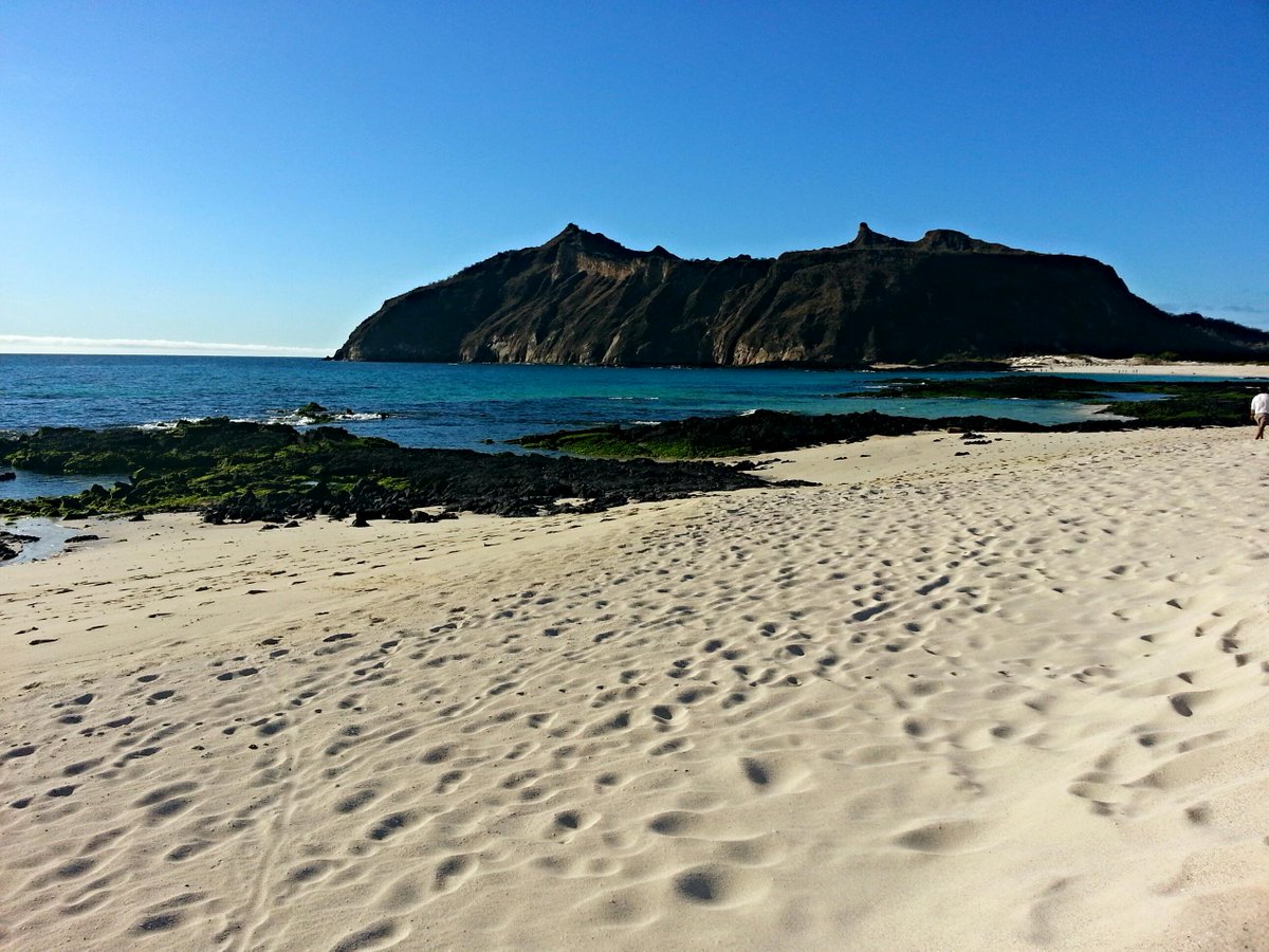 Estas mañanas son las que mes gusta CerroBrujo-Galapagos-Ecuador #AllYouNeedIsEcuador 😍