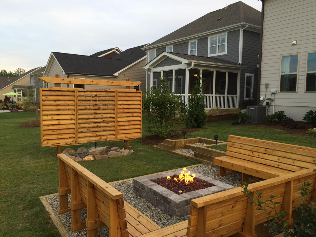 ewoods_edwin's tweet photo. Backyard at our Drayton model in #wendellfalls. So proud of our team. http://t.co/oQgFs72edj
