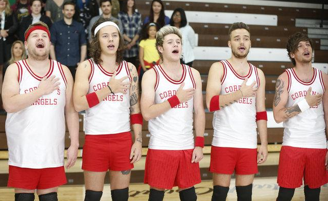 One Direction speelt een trefbal wedstrijd! Check de video hier: goo.gl/32GJP8